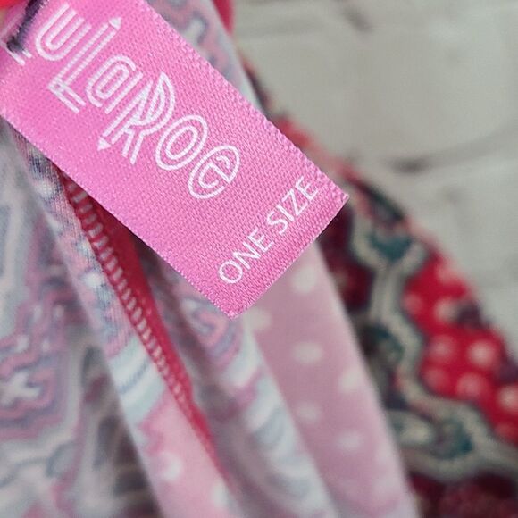 LuLaRoe One Size (2-10) So Soft Legging Disney Minnie Mouse Red Mosaic Tile Pant - Picture 6 of 6